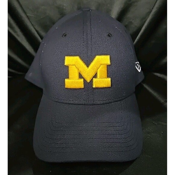 University Michigan Wolverines Hat/Cap New Era 39 Thirty, Blue, Medium-Large - Picture 1 of 6